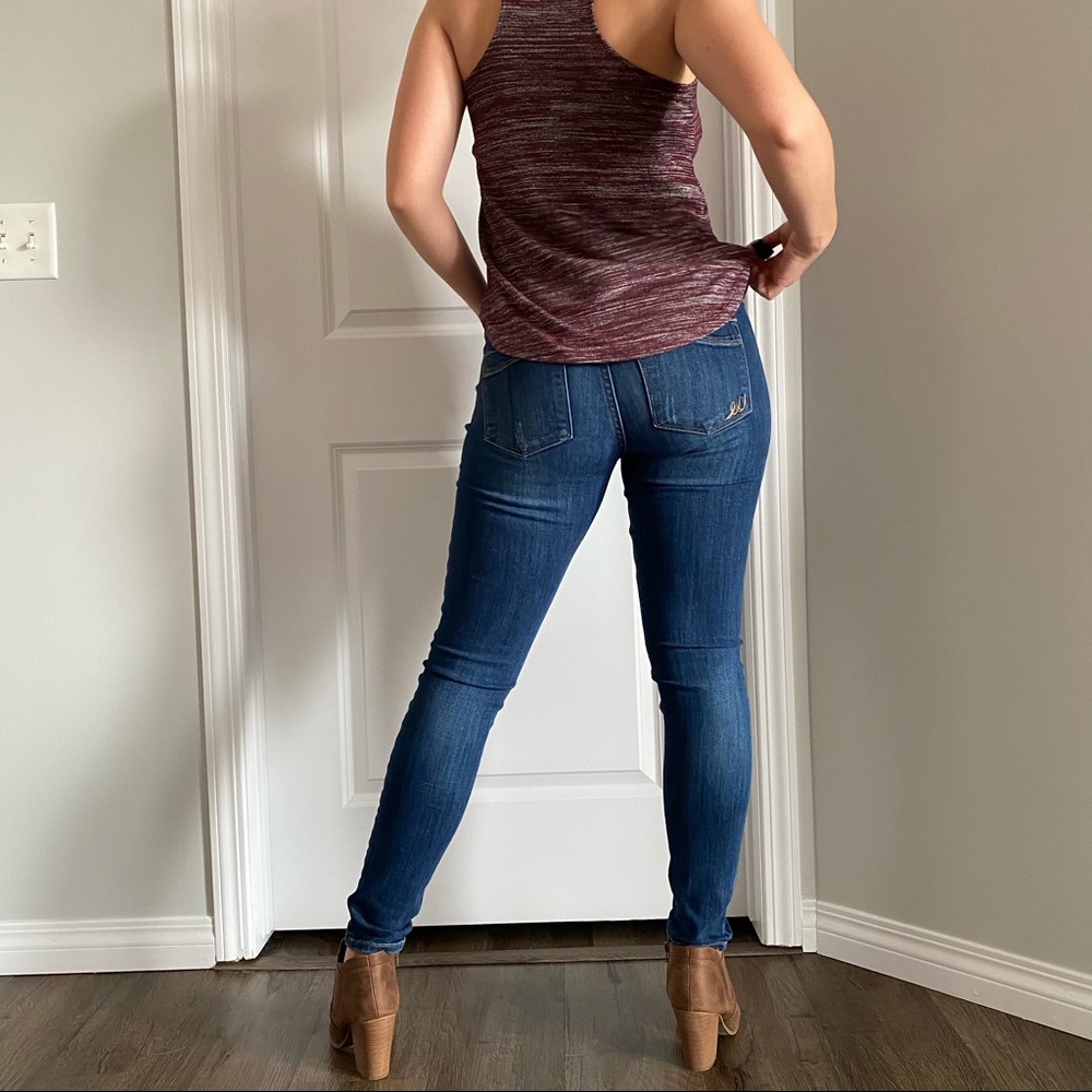 Women’s jeans - Picture 2 of 3